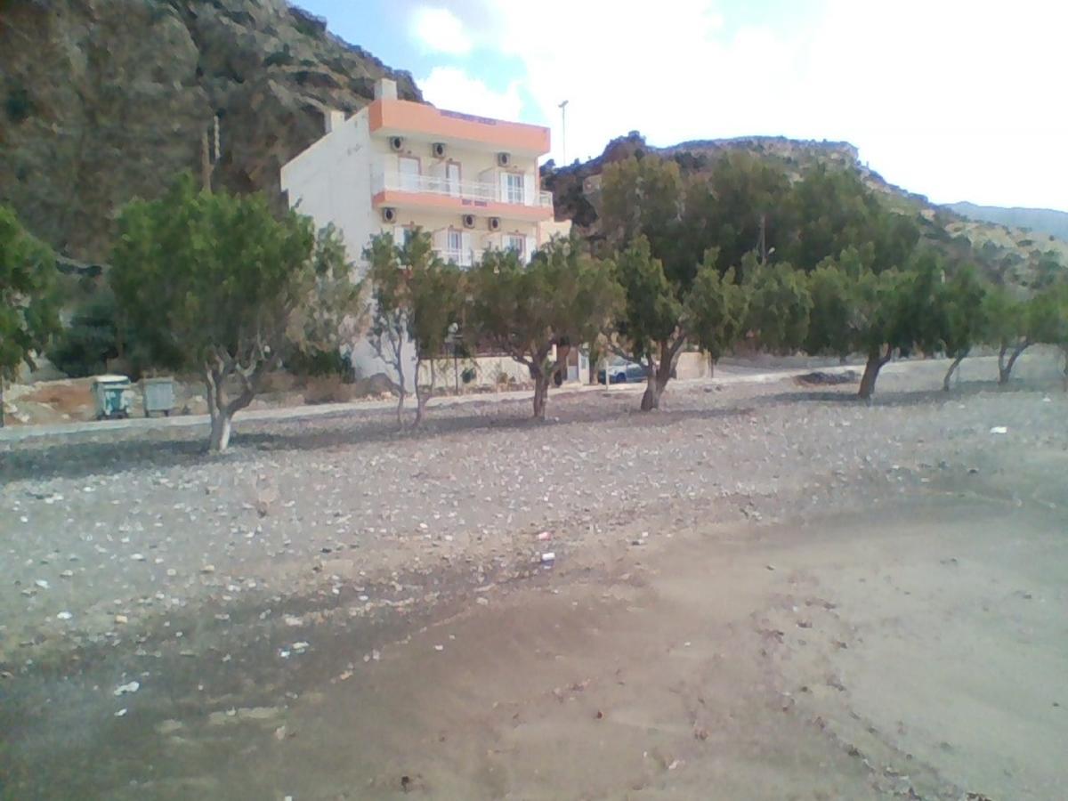 Apollon Aparthotel Tsoutsouros  Bagian luar foto